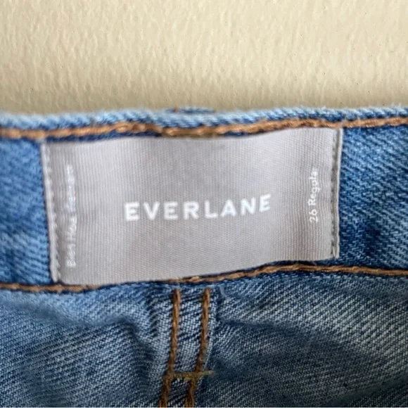 Everlane Lightweight Relaxed Jean 26 - Picture 6 of 9